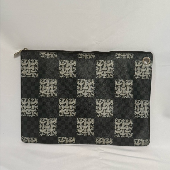 LOUIS VUITTON X Christopher Nemeth Damier Graphite Canvas Pochette Jour PM - Picture 5 of 14